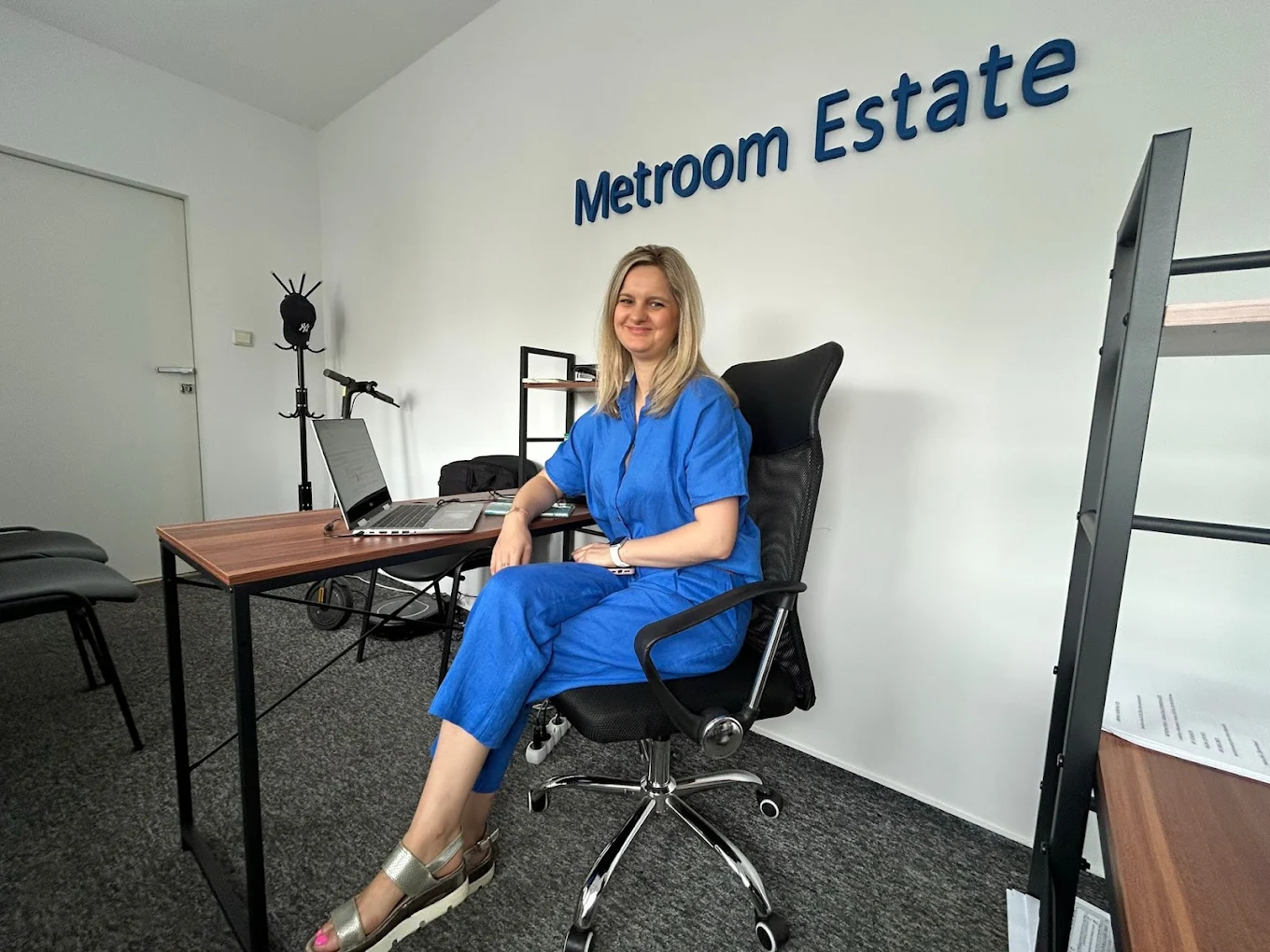Офис Metroom Estate в Варшаве, ул. Krucza 16/22